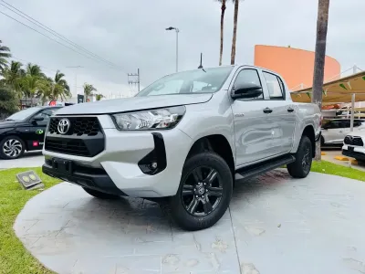 Toyota Hilux | 2026