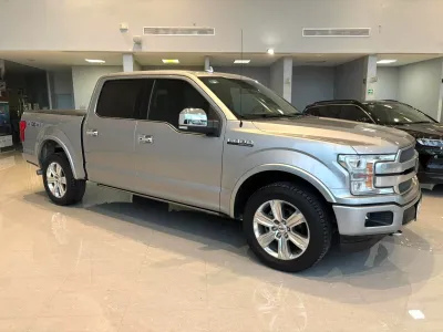 Ford Lobo | 2020