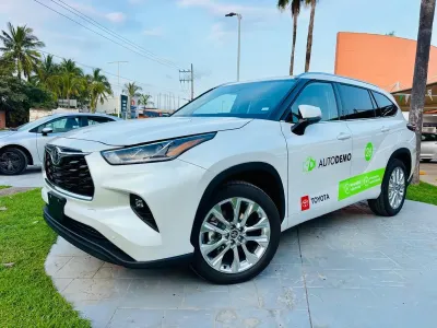 Toyota Highlander HEV | 2025